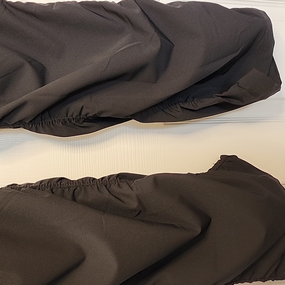 KIRKLAND LADIES ACTIVE  PANTS. - Picture 3 of 13